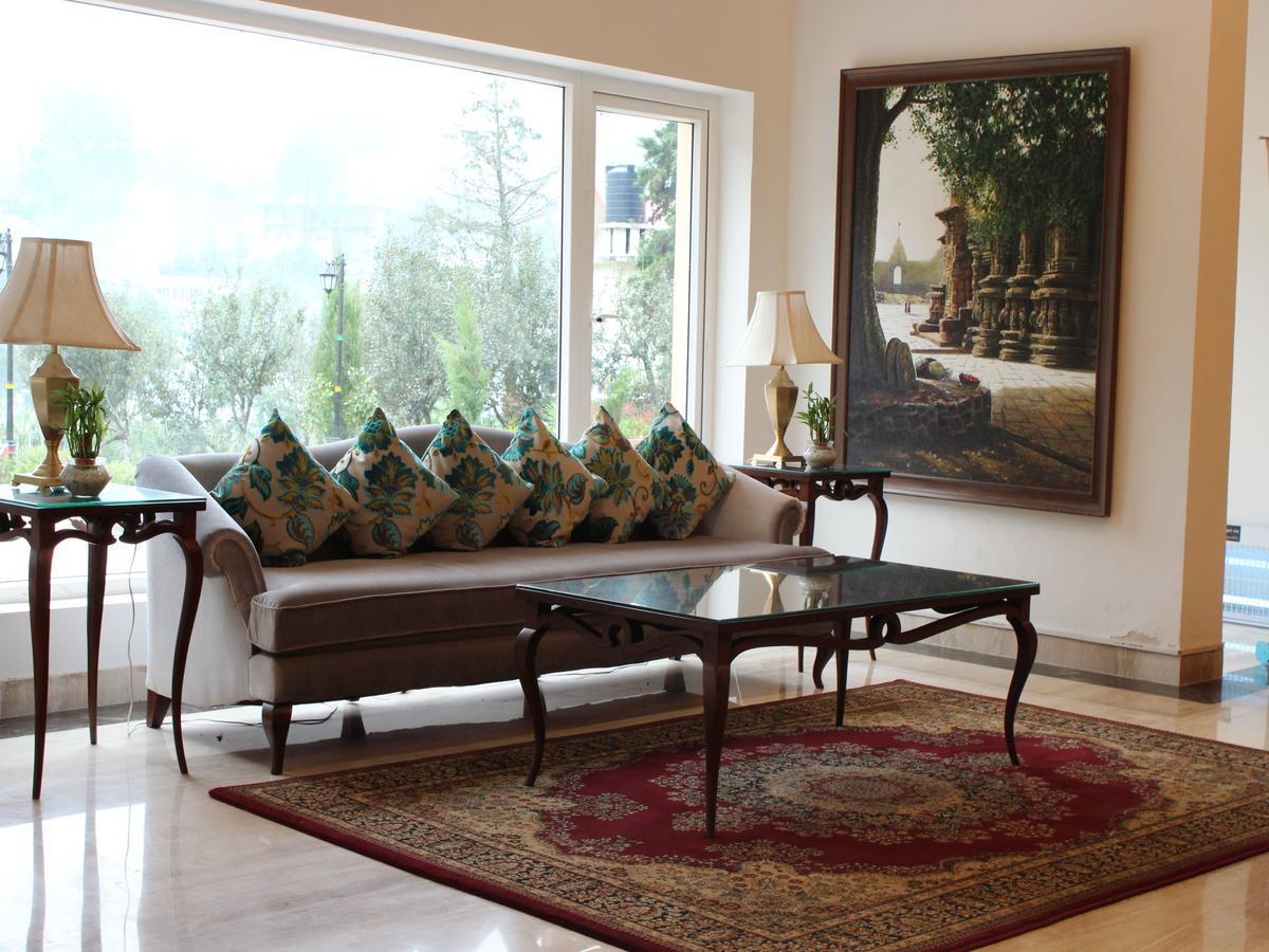 Oyo 2531 Hotel Una Comfort Misty Oak Nainital Exteriör bild