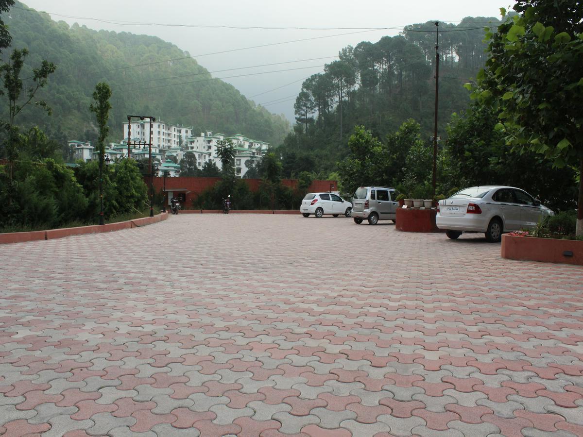 Oyo 2531 Hotel Una Comfort Misty Oak Nainital Exteriör bild