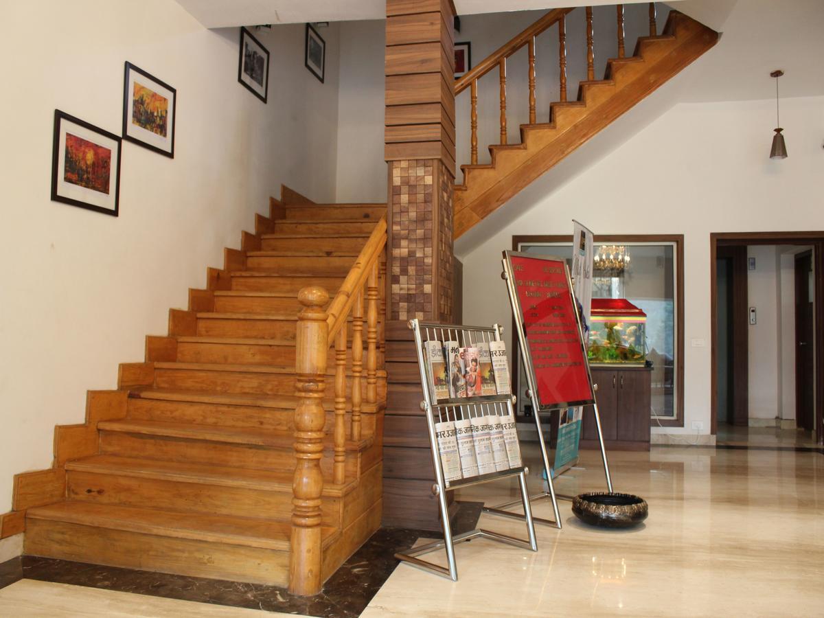 Oyo 2531 Hotel Una Comfort Misty Oak Nainital Exteriör bild
